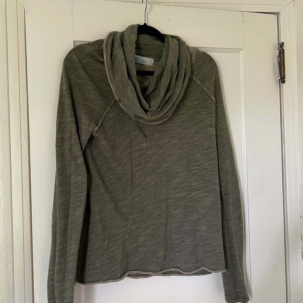 Free people sweater